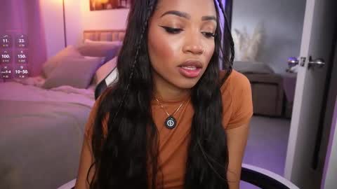 eimi   online show from November 4, 7:13 pm