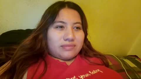 EIMY   MODEL INDEPENDENT online show from December 17, 4:11 pm