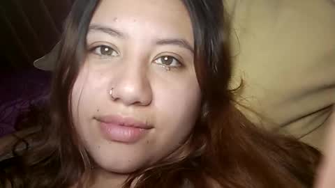 EIMY   MODEL INDEPENDENT online show from January 17, 10:55 am