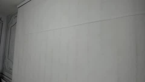 eimy_grey4u online show from February 27, 3:17 am