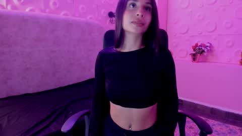 Snapshot of eimy_rose1 chatting on March 10, 9:31 pm Eimy rose online show from March 10, 9:31 pm