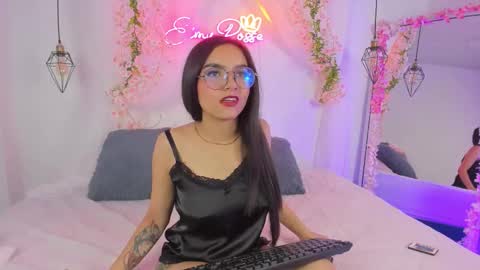 eimy_rosse18 online show from February 10, 12:42 pm