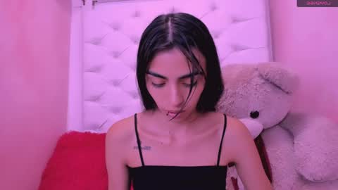 eimy online show from May 2, 2:11 pm