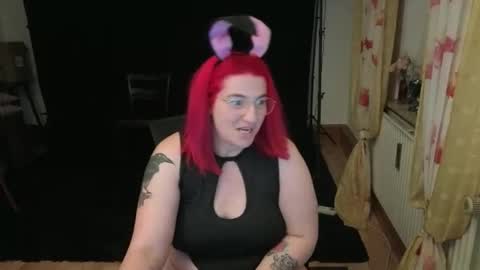 einfach_dani online show from April 4, 7:00 pm