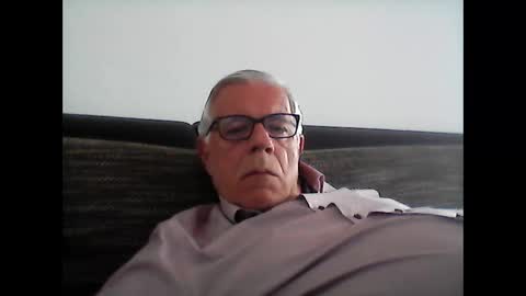 Snapshot of eisbaer1957 chatting on April 19, 9:19 am eisbaer1957 online show from April 19, 9:19 am