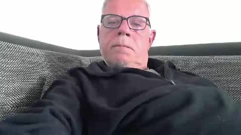 Snapshot of eisbaer1957 chatting on April 26, 8:56 am eisbaer1957 online show from April 26, 8:56 am