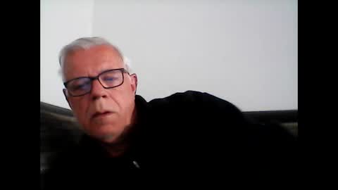 Snapshot of eisbaer1957 chatting on May 3, 7:03 am eisbaer1957 online show from May 3, 7:03 am