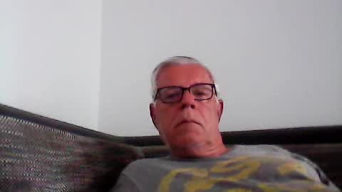 Snapshot of eisbaer1957 chatting on June 21, 6:16 am eisbaer1957 online show from June 21, 6:16 am