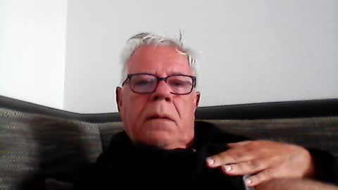 Snapshot of eisbaer1957 chatting on July 4, 7:03 am eisbaer1957 online show from July 4, 7:03 am