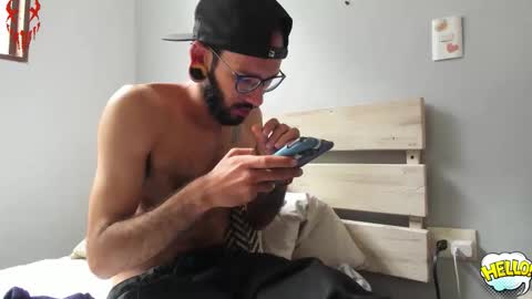 Snapshot of eithan_rune chatting on January 7, 3:36 pm eithan_rune online show from January 7, 3:36 pm