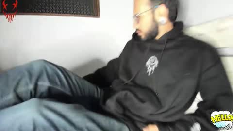 Snapshot of eithan_rune chatting on January 12, 8:19 am eithan_rune online show from January 12, 8:19 am