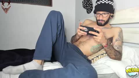 Snapshot of eithan_rune chatting on January 14, 4:18 am eithan_rune online show from January 14, 4:18 am