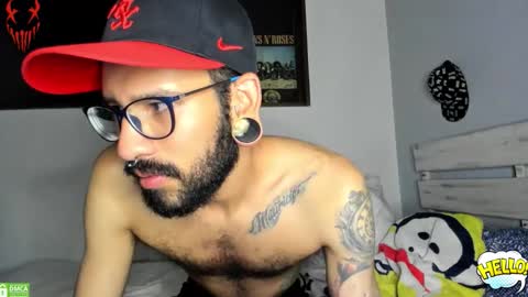 eithan_rune online show from March 19, 2:04 am