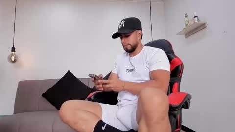 Eithan Connor online show from September 20, 6:53 pm