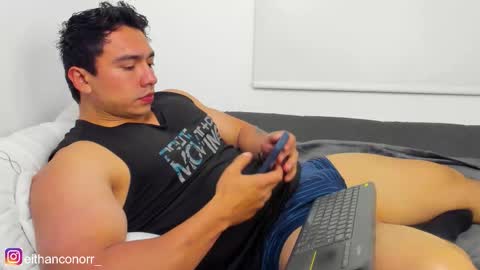 EITHAN CONOR online show from February 12, 2:39 am