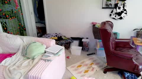 Snapshot of ejrabloom chatting on March 18, 5:05 pm ejrabloom online show from March 18, 5:05 pm