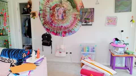 Snapshot of ejrabloom chatting on March 21, 8:34 pm ejrabloom online show from March 21, 8:34 pm