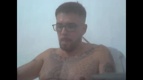 el_principe_veryhot online show from February 24, 4:10 am