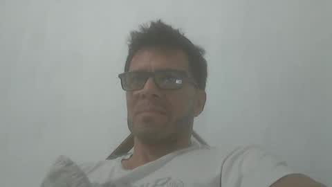 el_principe_veryhot online show from April 3, 4:10 am
