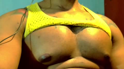 el_vecino_m online show from May 16, 4:20 am