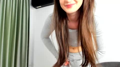 Ela online show from April 30, 6:42 am