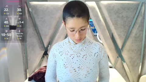 Snapshot of elaine87_ chatting on September 24, 8:56 pm elaine87_ online show from September 24, 8:56 pm