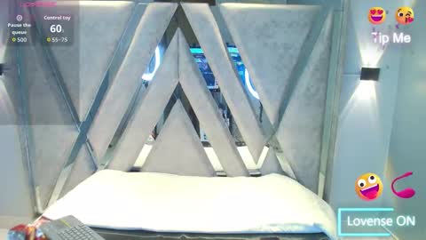 Snapshot of elaine87_ chatting on November 1, 11:07 pm elaine87_ online show from November 1, 11:07 pm