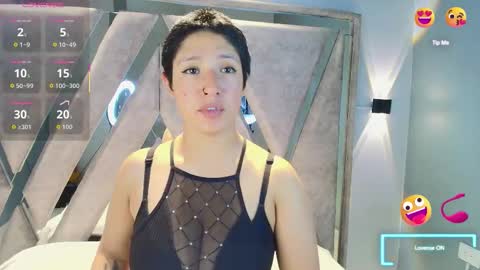 Snapshot of elaine87_ chatting on November 10, 9:47 pm elaine87_ online show from November 10, 9:47 pm