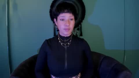 Snapshot of elaine87_ chatting on February 20, 2:06 pm elaine87_ online show from February 20, 2:06 pm