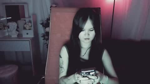 Your sweet girl online show from May 5, 7:11 pm