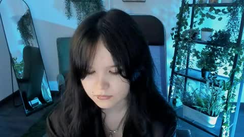 Your sweet girl online show from May 19, 7:31 pm