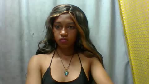 Snapshot of elaliealdy chatting on September 20, 10:05 am elaliealdy online show from September 20, 10:05 am