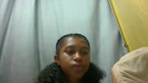 Snapshot of elaliealdy chatting on October 15, 6:46 am elaliealdy online show from October 15, 6:46 am