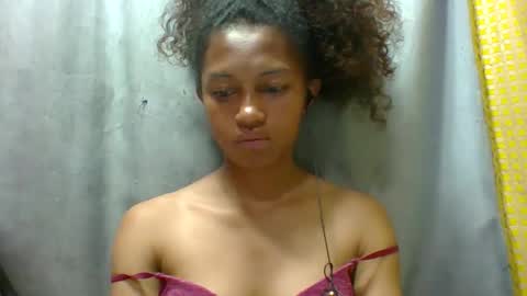 Snapshot of elaliealdy chatting on October 17, 6:32 pm elaliealdy online show from October 17, 6:32 pm