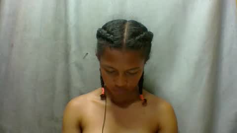 Snapshot of elaliealdy chatting on October 22, 5:24 pm elaliealdy online show from October 22, 5:24 pm