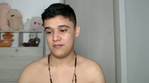 Snapshot of elandor__79876 chatting on November 13, 7:51 am elandor online show from November 13, 7:51 am