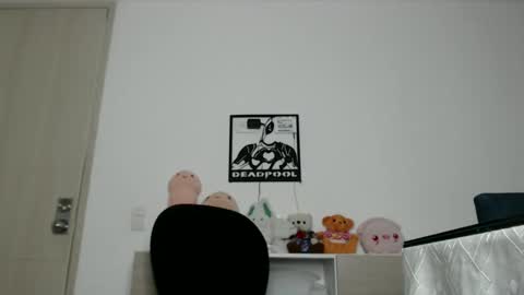 Snapshot of elandor__79876 chatting on November 15, 7:49 am elandor online show from November 15, 7:49 am