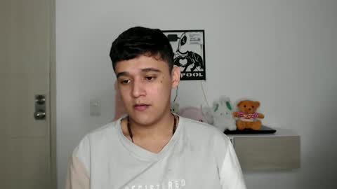 Snapshot of elandor__79876 chatting on November 18, 7:57 am elandor online show from November 18, 7:57 am