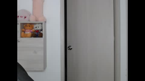 Snapshot of elandor__79876 chatting on November 30, 8:02 pm elandor online show from November 30, 8:02 pm