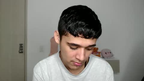 Snapshot of elandor__79876 chatting on January 15, 10:31 am elandor online show from January 15, 10:31 am