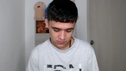 Snapshot of elandor__79876 chatting on February 16, 10:00 am elandor online show from February 16, 10:00 am