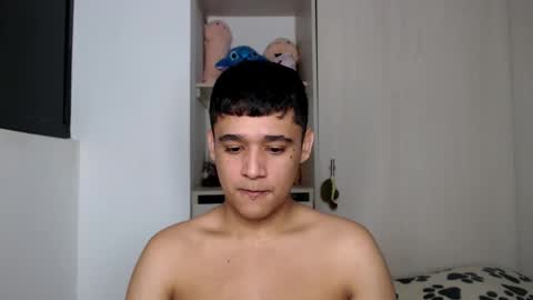 Snapshot of elandor__79876 chatting on February 23, 9:34 pm elandor online show from February 23, 9:34 pm