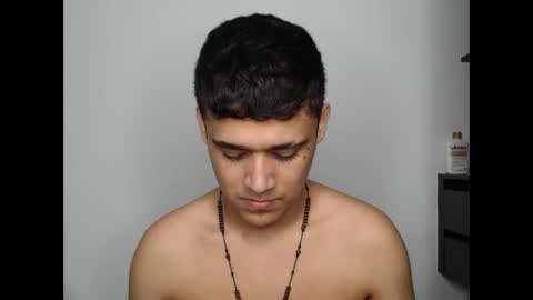 Snapshot of elandor__79876 chatting on March 16, 11:25 am elandor online show from March 16, 11:25 am