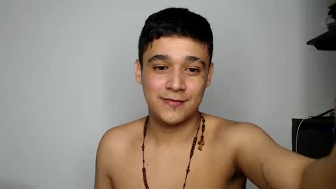 Snapshot of elandor__79876 chatting on March 17, 5:55 am elandor online show from March 17, 5:55 am