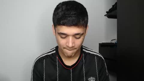 Snapshot of elandor__79876 chatting on March 23, 7:12 am elandor online show from March 23, 7:12 am