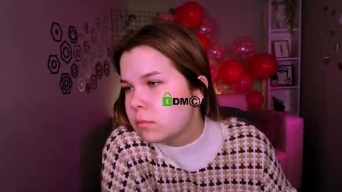 Snapshot of elani_grey chatting on February 16, 11:06 am elani online show from February 16, 11:06 am