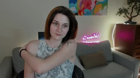 Elani online show from May 7, 8:25 pm
