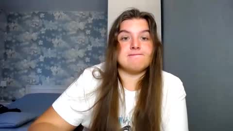 Elanis online show from January 15, 11:37 am