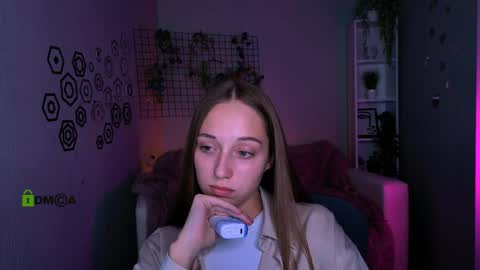 Snapshot of elara_night1 chatting on April 2, 12:47 pm Elara online show from April 2, 12:47 pm