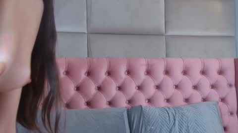 Elara online show from January 7, 3:14 pm